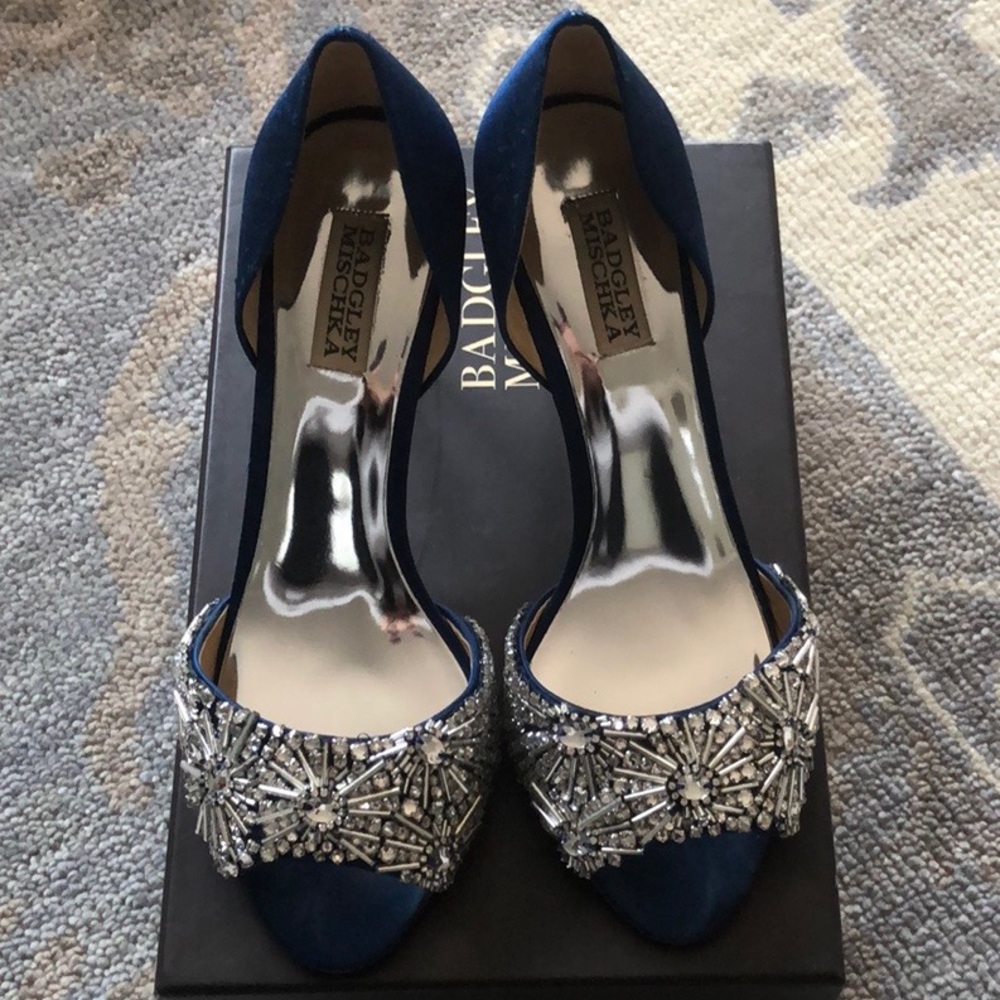 Badgley Mischika Blue Pump Heels